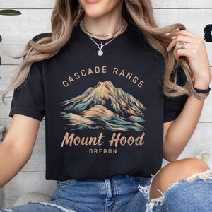 Mount Hood National Forest Comfort Colors Shirt Oregon Vintage Shirt Hiking tee Mount Hood Family Trip Cascade Range gift Oregon Souvenir