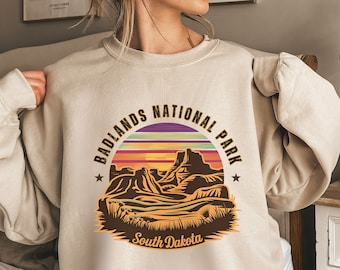 Vintage Badlands National Park Sweatshirt, South Dakota Sweatshirt, Badlands National Park gifts, Retro Dakota Sweater, Hiking Souvenir gift