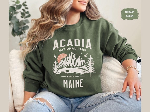 Vintage Acadia National Park Bear And Mountains T-Shirt Vintage Acadia National Park Bear And Mountains T-Shirt