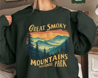 Vintage Great Smoky Mountains Sweatshirt, Tennessee Sweatshirt Great Smoky Mountains National Park gifts Gatlinburg Shirt Hiking souvenir