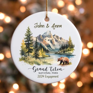 Grand Teton Keramik Ornament, personalisierte Ornament, benutzerdefinierte Urlaub Dekoration, Weihnachtsbaum Ornament Geschenk, Andenken Ornament, Familienname