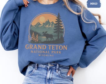 Retro Grand Teton National Park Sweatshirt - Vintage Nature Lover Gift, Mountain Hiking Crewneck Jumper, Outdoor Adventure Apparel, Cozy