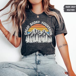 Smoky Mountains Tee, Mountain Lover Shirt, Outdoor Adventure Top, Nature Enthusiast T-Shirt, Hiking Gift Idea, Tennessee souvenir