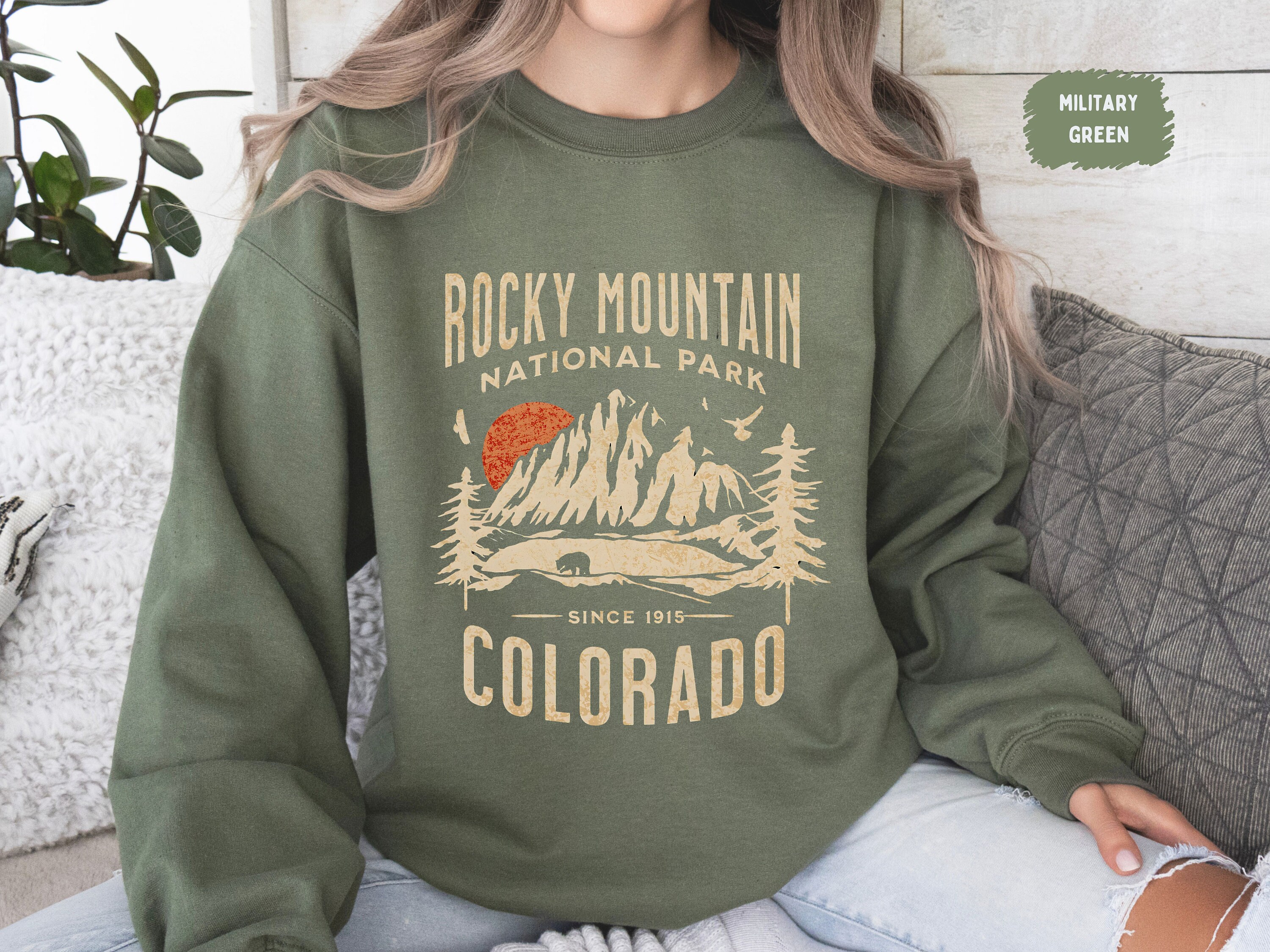 Vintage Rocky Mountain National Park Sweatshirt, Retro Colorado