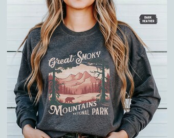 Great Smoky Mountains Sweatshirt, Vintage Tennessee Sweater Great Smoky Mountains National Park gifts Gatlinburg Shirt Hiking souvenir