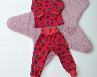 Bären Schlafanzug zweiteilig in rot für Jungen oder Mädchen, gemütlich, weicher Baumwoll-Jersey Gr. 74, 80, 86, 92, 98, 104