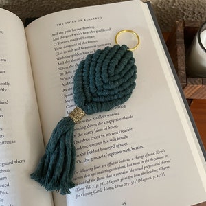 Leaf Keychain