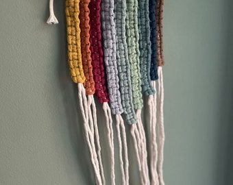 Small Wall Hangings