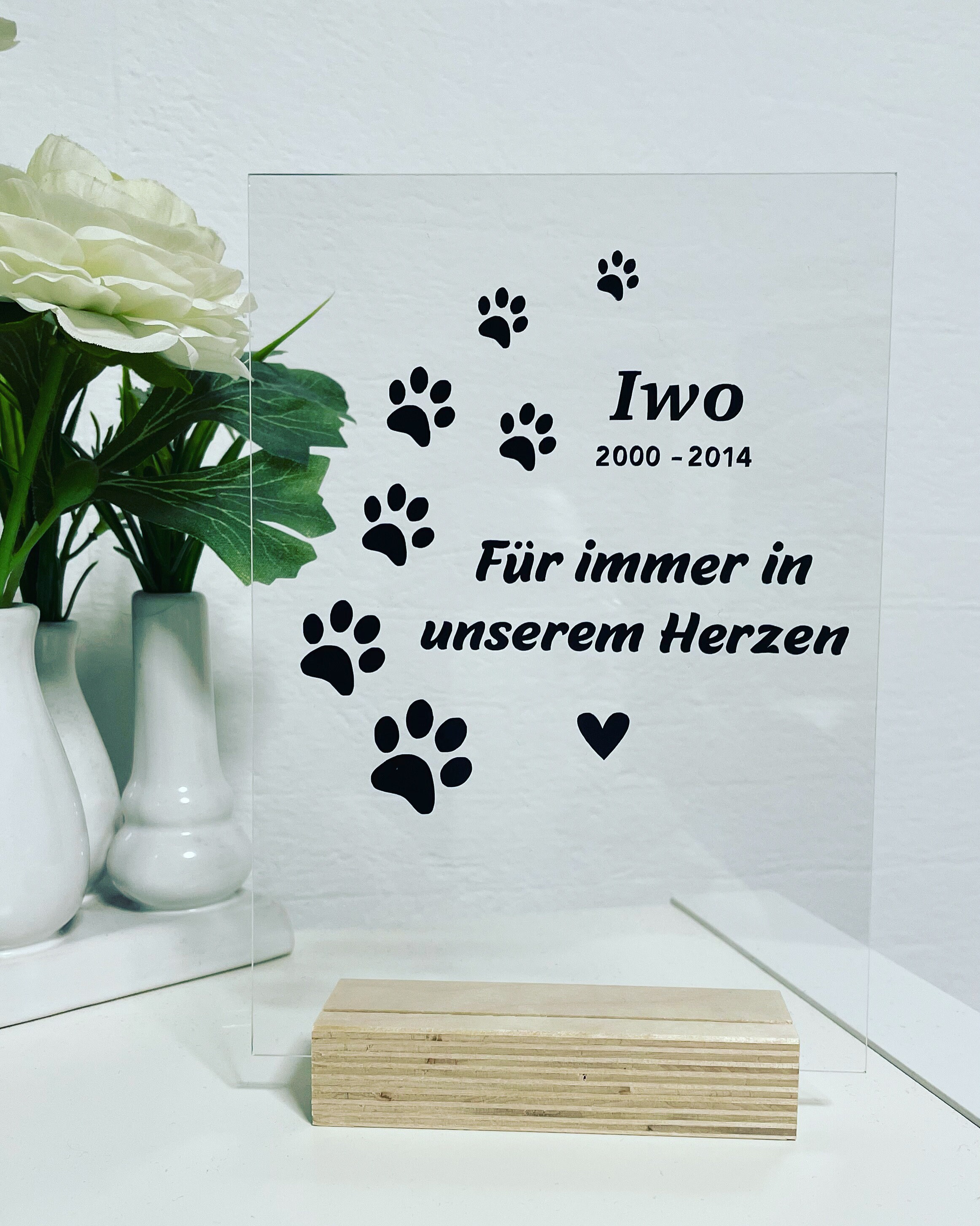 BOXCASA Buntglas Fensterbild „Hund Auf Mond“ – Gedenkgeschenk Bei Haustierverlust, Sonnenfänger, Gelb