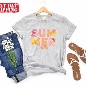 Vintage Summer Vibes Shirt, Retro Summer Vibes Tshirt, Women Summer Tank Top, Colorful Holiday Shirt, Summer Lovers Tee, Cute Summer Tee image 4