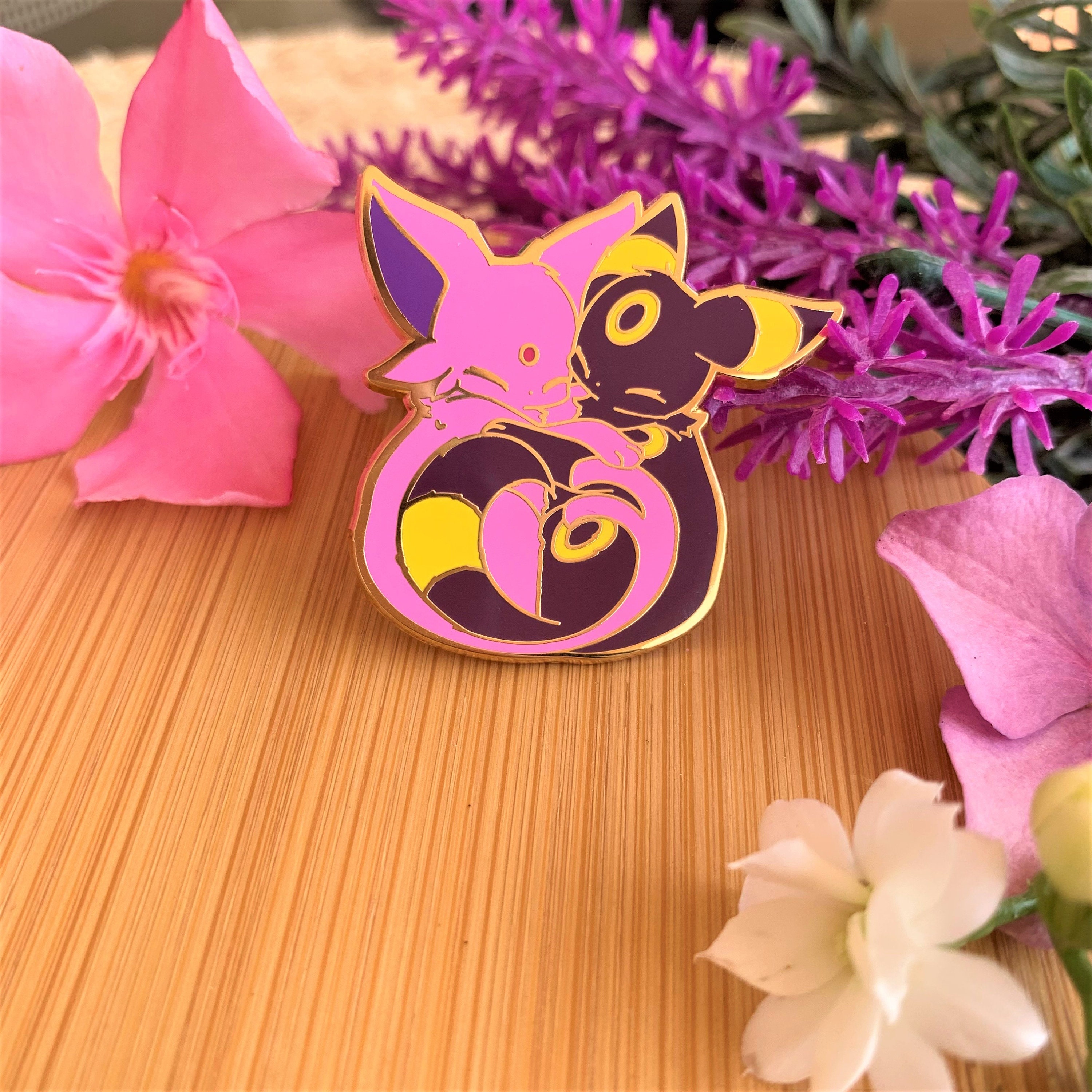 Pokemon Eeveelutions Spinning Enamel Pin – Pugnacious Pins