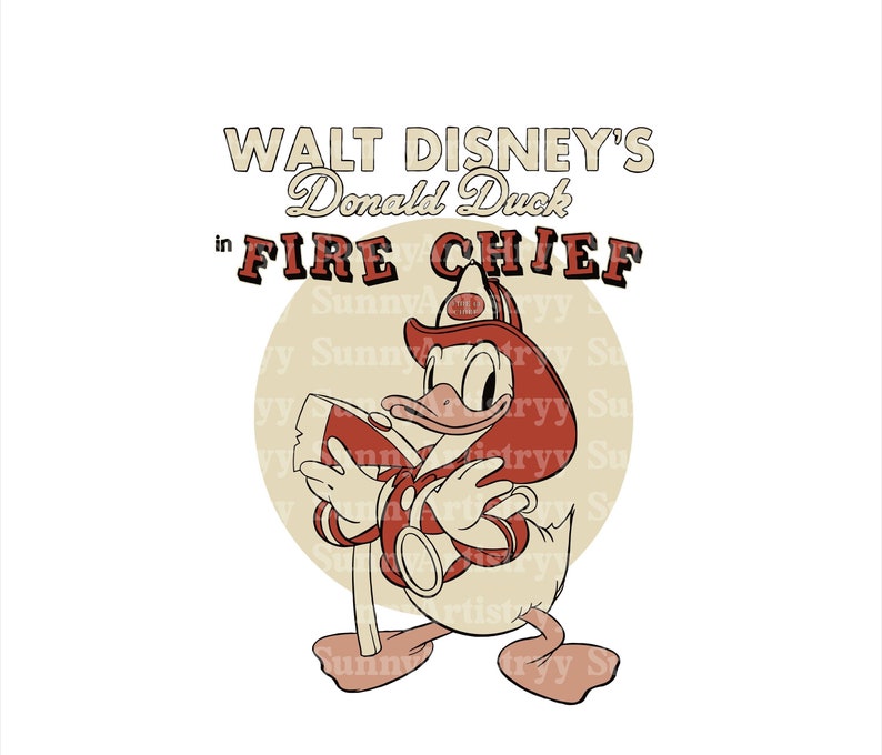 K&ouml;nnte beinhalten: Eine Illustration im Vintage-Stil von Donald Duck, der als Feuerwehrmann verkleidet ist. Er h&auml;lt eine Axt und tr&auml;gt einen roten Helm mit der Aufschrift "Fire Chief". Der Text "WALT DISNEY'S Donald Duck in FIRE CHIEF" befindet sich dar&uuml;ber.