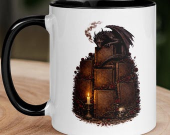 Drache sitzt auf Bücher Tasse, Dark Fantasy Leser Geschenk, Gothic Buch-Liebhaber Kaffeetasse, Bücherwurm Drache Tasse, Fantasy Ästhetisches Geschenk