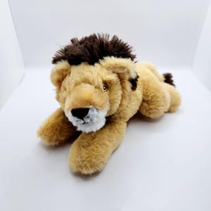 Vintage Wild Republic Laying Down Lion Plush (7.5 inch)