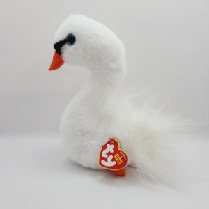 Ty Beanie Baby 'Gracie' the White Swan (6 inch) ~ New Version