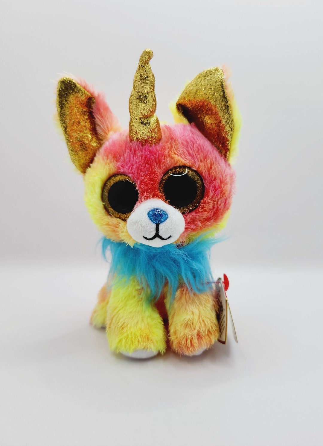 Vintage Ty Beanie Boo 'yips' the Chihuahua Unicorn (6 Inch)