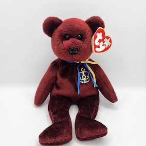 Vintage Ty Beanie Baby 'Buckingham' the Burgundy Bear (8.5 inch) - UK Exclusive