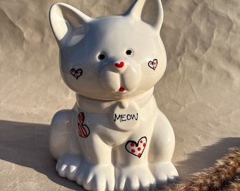 Ceramic "Meow" Cat Treat Jar / Cat Treat Canister / Gift for Cat / Pet Treats Jar / Modern Cat Body Treat's Jar for Kittens