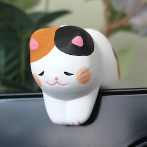 Cute Japanese Calico Cat Desk Buddy Ornament Desktop Ornaments Gift Kawaii