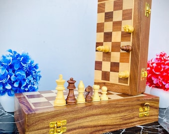 Handmade Sheesham Wood Magnetic Chess Set: Personalized Folding Travel Game