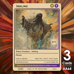 Puede incluir: Una carta coleccionable con una criatura de ficha Inkling, una figura oscura y espectral. La carta tiene un borde blanco y morado, con el texto "INKLING" en la parte superior. La carta también incluye el texto "Flying" y "Adventure Edition II".