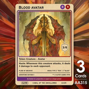 Può includere: Carta collezionabile "Blood Avatar" con una figura alata che tiene una spada. La carta ha un bordo bianco con testo tra cui "3/6" e "Adventure Edition II". Lo sfondo è un'esplosione di arancione e rosso.