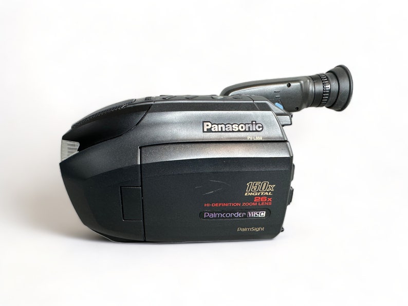 Panasonic VHSC Camcorder PVL659D Palmcorder Bundle Case New Battery