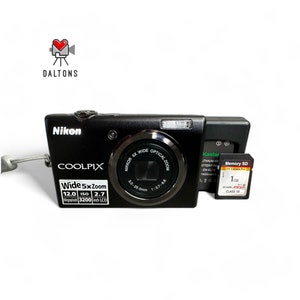 Nikon Coolpix S570 Digital Camera 12MP Black Complete + Box , Capture Y2K Aesthetic Photo and Videos 2000s Working Digital camera