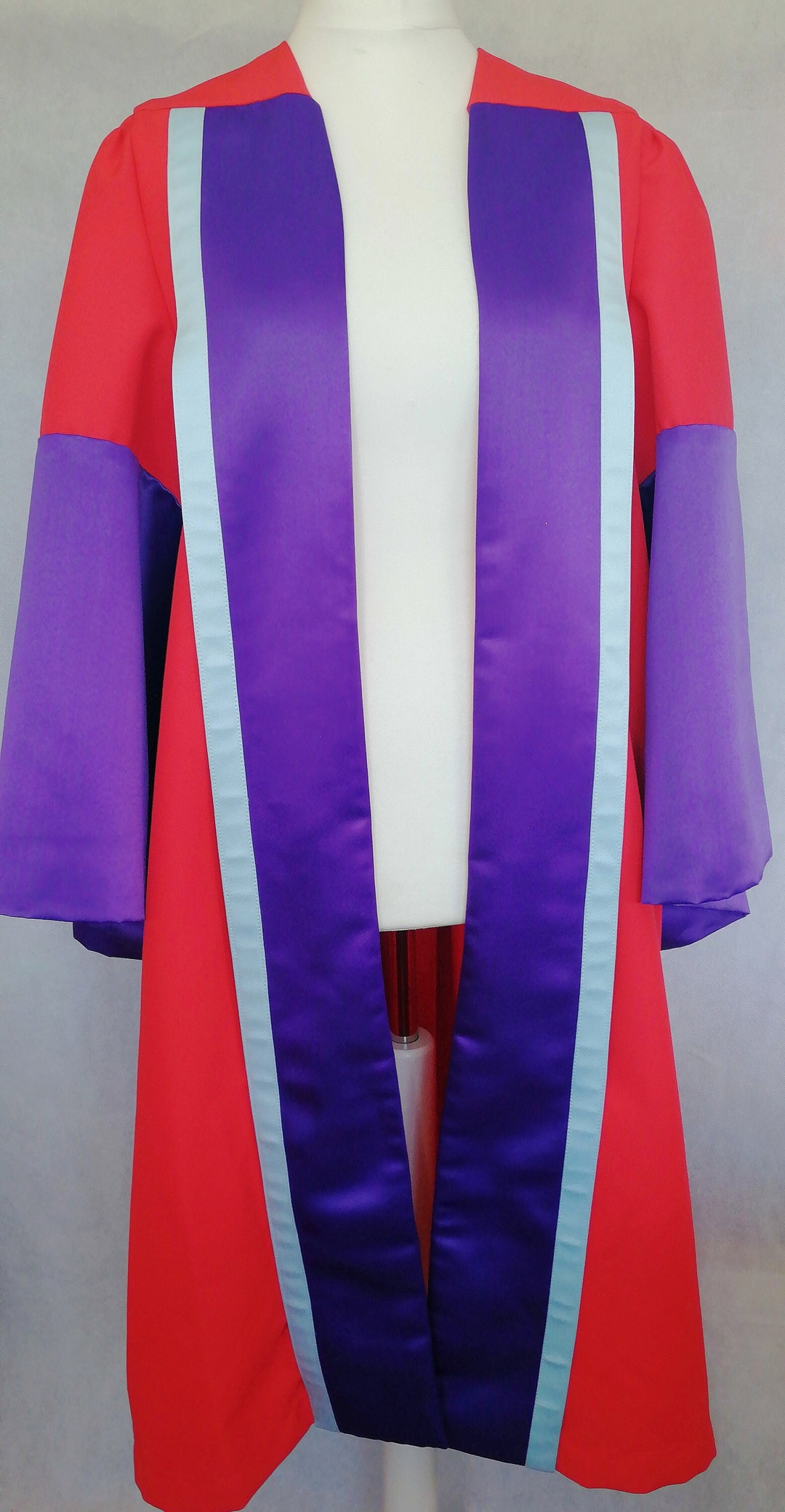 Red Doctorate Robe Queen's University, Belfast PHD Graduation Gown, Queens University ...