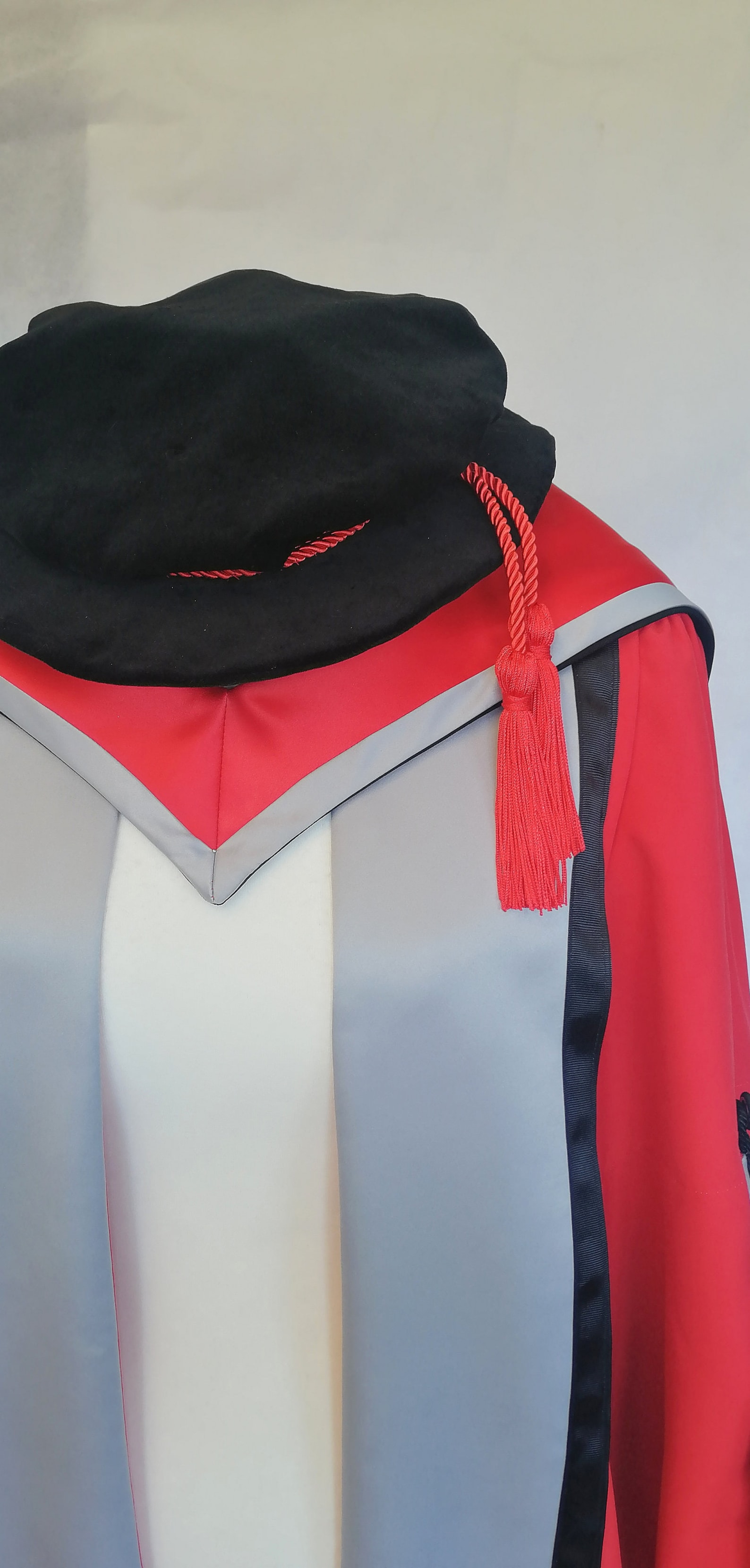 Ljmu Robe Teeside University Phd Graduation Set, University of Teeside Phd ...