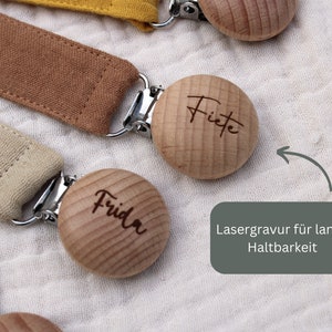 Schnullerkette personalisiert mit Name Musselin Schnullerband Holzclips Baby Schnuller Geschenk Geburt Babyparty Bild 3