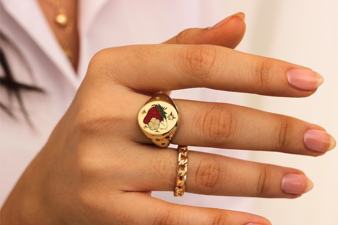 アクセサリー STRAWBERRY SIGNET RING SILVER STRAWBERRY SIGNET RING SILVER