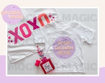MAQUETA DEL DÍA DE SAN VALENTÍN - Maqueta de camiseta blanca - Maqueta Bella Canvas 3001 - Maqueta de camisa en blanco - Maqueta de camiseta para niños pequeños y adultos