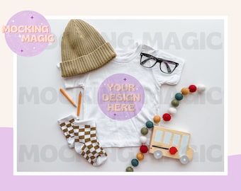 MOCK DE CAMISA ESCOLAR - Regreso a la escuela - Primer día de clases - Último día de clases - Blanco en blanco Bella Canvas 3001 Niño pequeño maestro juvenil Mock