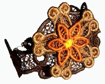 FSL Bracelet 3D Flower | In-The-Hoop Machine Embroidery | 5x7 Hoop | 2 Designs – 3 Sizes | Instant Download | No.65