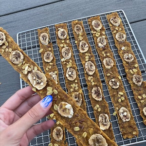Homemade Turkey Jerky Dog Treats, Dehydrated dog treats, Organic Dogs & Cats Treats, Turkey and Banana Jerky Strips, Gourmet Dog Treats