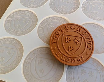 Custom Silicone Mold Logo Chocolate Mold Personalized Chocolate Mold Food Grade Silicone Chef Branding Mold 20 Cavity Mold (ø60x4mm)