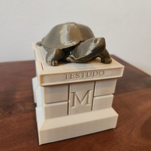 University of Maryland 'Testudo' Statue Replica Box
