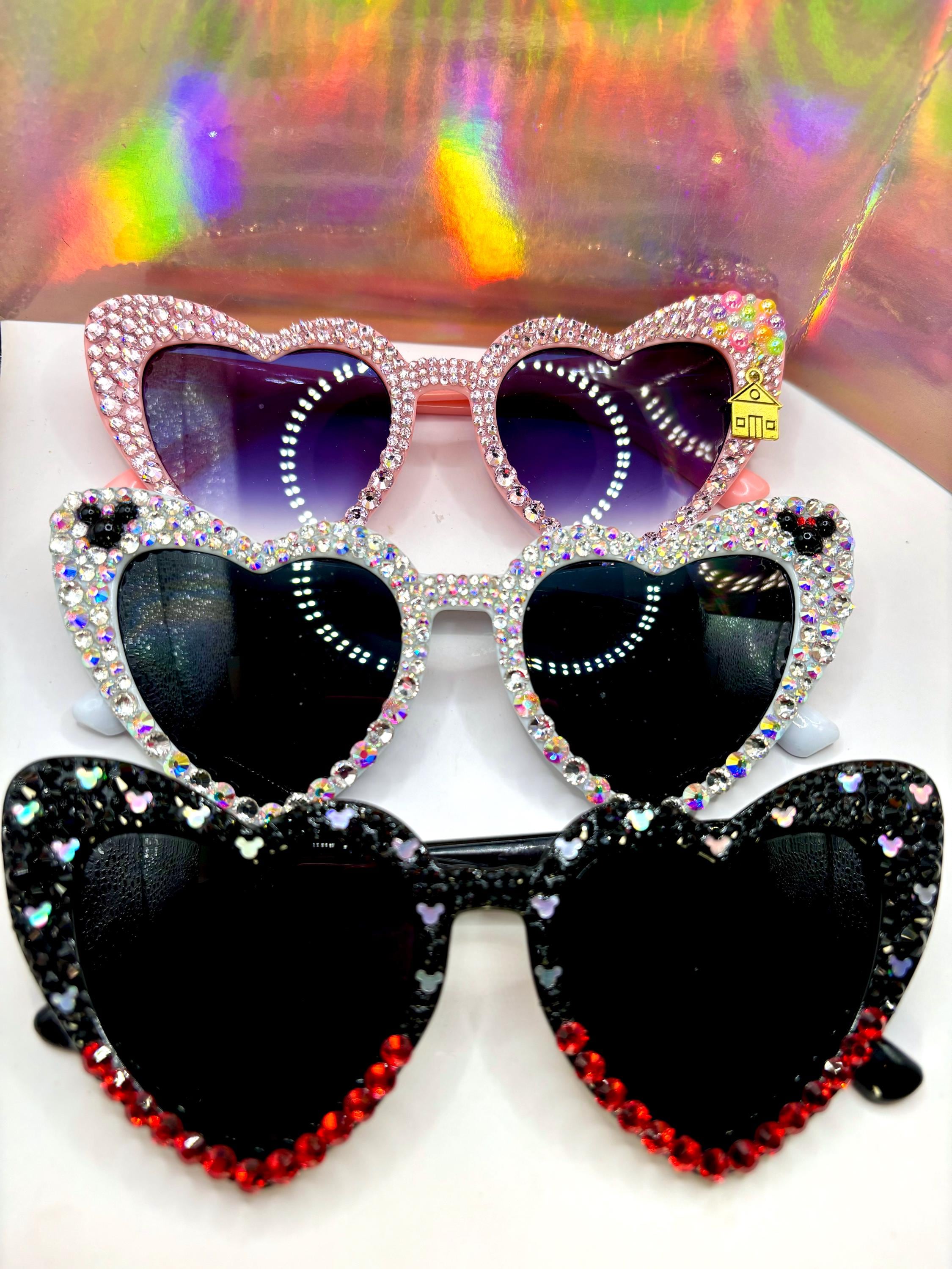 Disney Bedazzled Heart Sunglasses; Mickey Minnie Disney  display picture 2