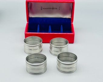 Royal Worcester Pewter Round Napkin Rings 4 Piece Set Original Box