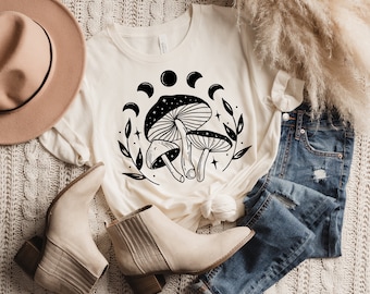 Camisa de hongos, Fases lunares y camisa de hongos, Camiseta de hongos mágicos, Camisa Cottagecore, Camiseta Goblincore, Caza de hongos, Regalo de amante de la naturaleza