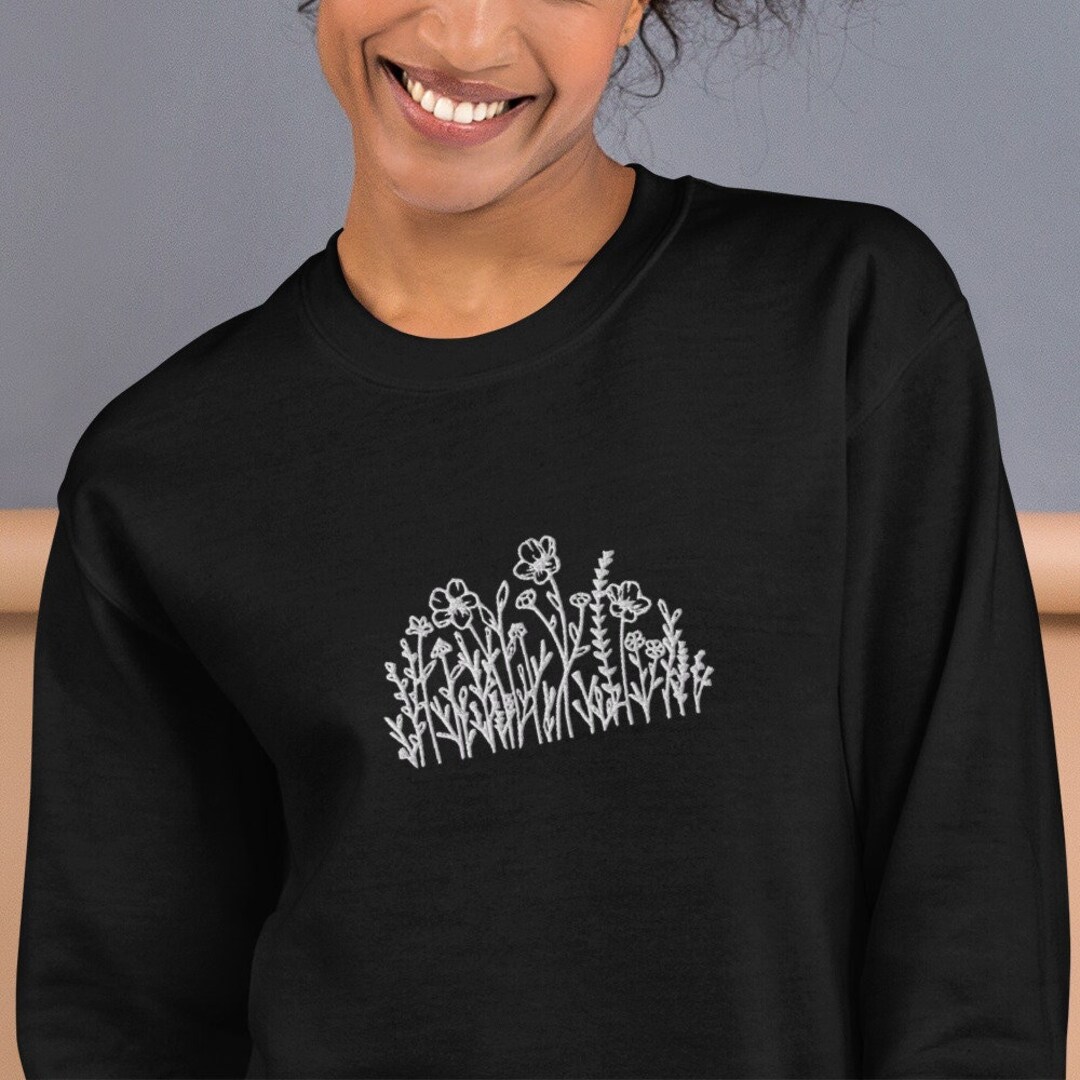 Wildflowers Embroidered Flower Sweatshirt / Floral Sweatshirt / Plants ...
