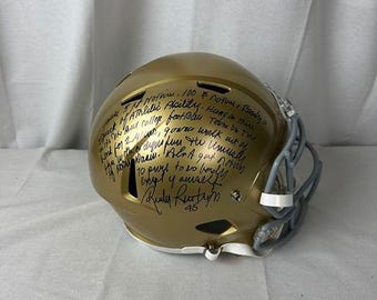 Casco de tamaño completo de Notre Dame firmado por Rudy Ruettiger y Beckett