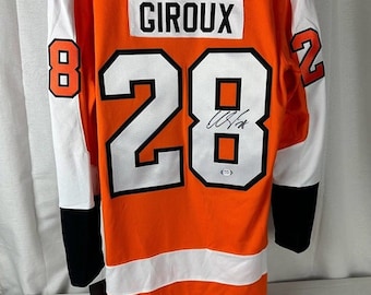 Claude Giroux signed autographed Philadelphia Flyers authentic jersey PSA