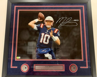 Mac Jones Autograph Signed New England Patriots 16x20 Photo Framed Beckett BAS