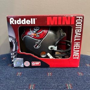 Tampa Bay Buccaneers Bucs VSR4 1997-12 Vintage NFL Riddell Mini Helmet New w Box