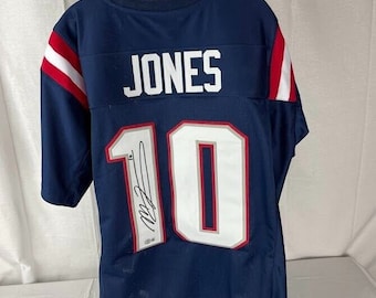 Mac Jones signed autographed New England Patriots custom jersey Beckett