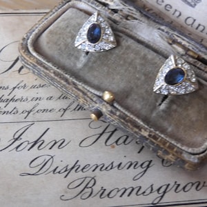 Lovely Vintage 1980s 18ct Gold Plated SMOKEY Blue Austrian Crystal Stud Earrings
