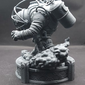 Big Daddy Bouncer Bioshock Statue Figurine For Sale