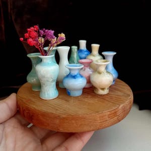 Desktop Art Tiny Vase Decor, 100% Handmade Vase, Miniature Flower Vase, Miniature Vase, Dollhouse Vase, Mini Ceramic Vase (no bottom hole)